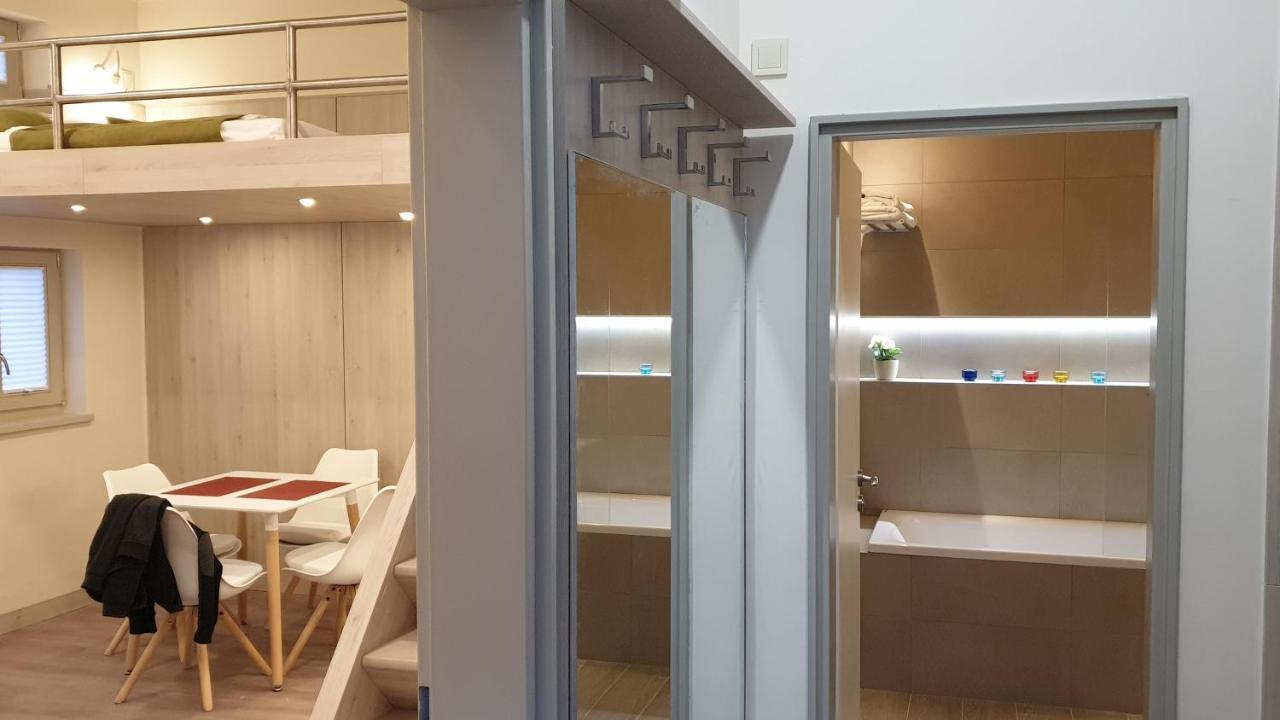 Old Buda Studio Apartment ブダペスト エクステリア 写真