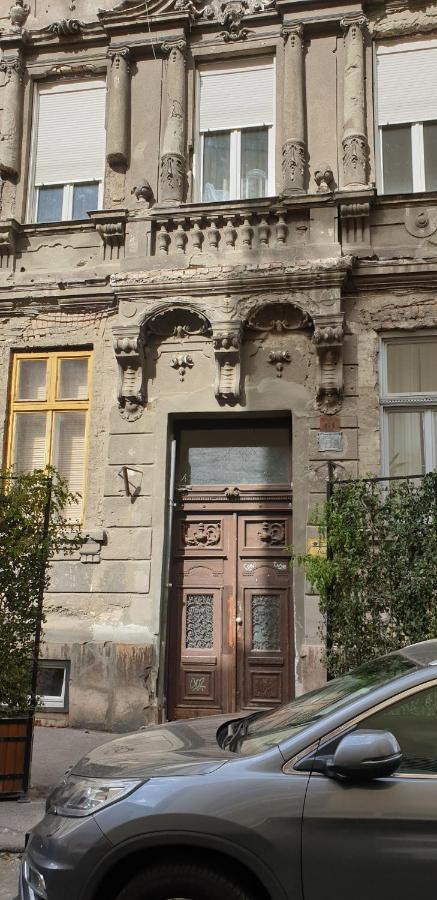 Old Buda Studio Apartment ブダペスト エクステリア 写真